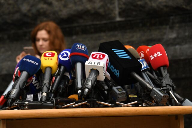 Ce presupune organizarea unei conferințe de presă reușite