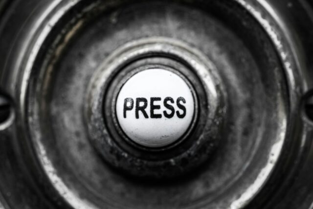 Photo press release length