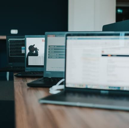 Ghid practic pentru alegerea unui laptop potrivit nevoilor tale — Anunțuri Evenimentul Zilei