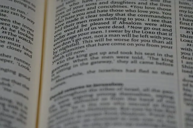 Photo common mistakes reading official announcements
